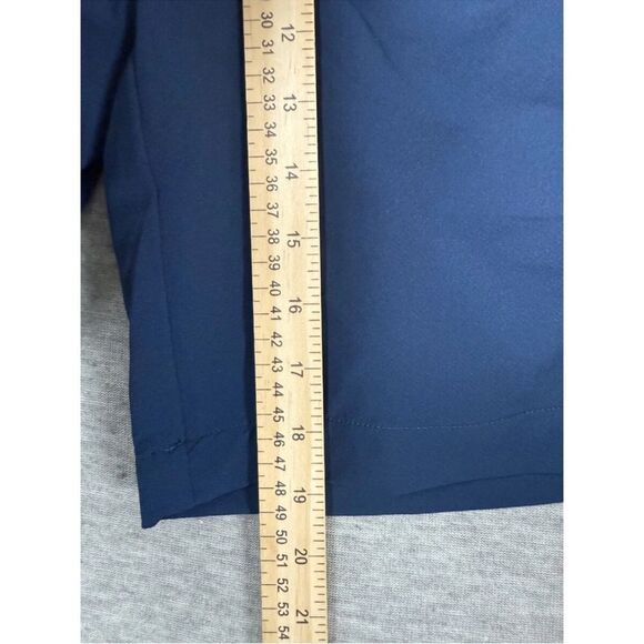 Under Armour Chino Shorts Mens Size 30 Blue Dark Wash Mid-Rise Summer 10" Inseam - Picture 6 of 7